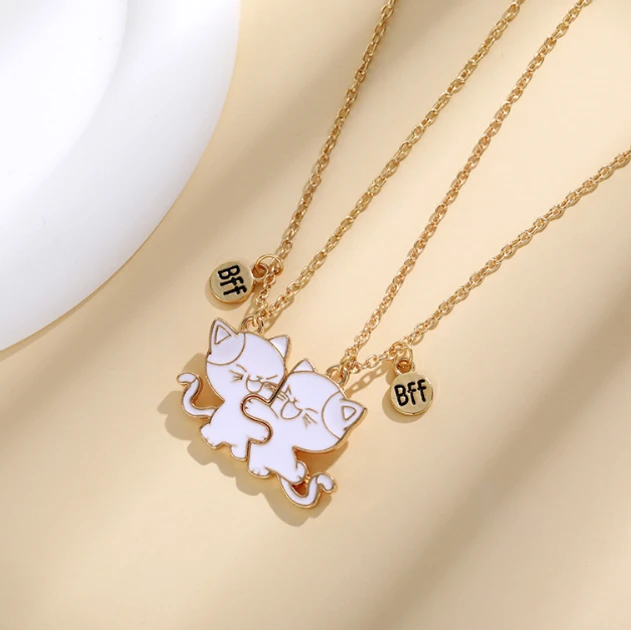 Парні підвіски Fashion Jewerly "нерозлучники" для подружок у вигляді котиків білі золоті біжутерія