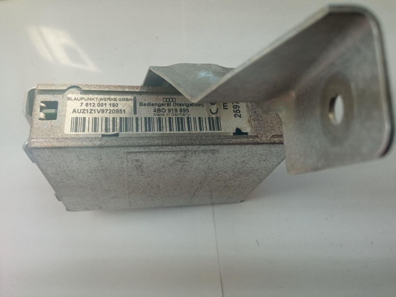 Електронний блок керування Audi 4B0 919 895 / 4B0919895 / 7 612 001 190 / 7612001190 / E2597