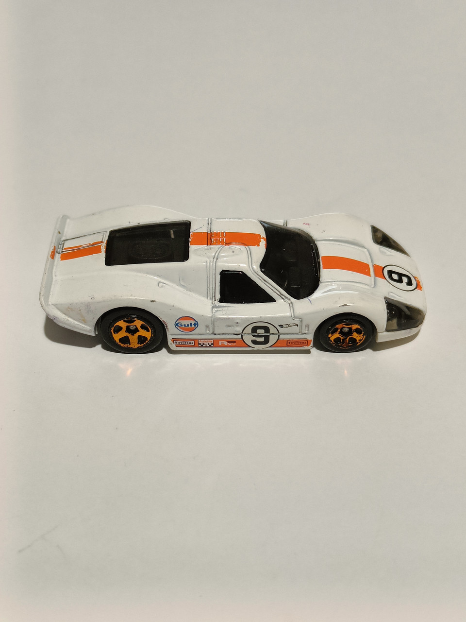 Машинка Базова Hot Wheels 1967 Ford GT40 Mk.IV GRX30 1:64 2020 White