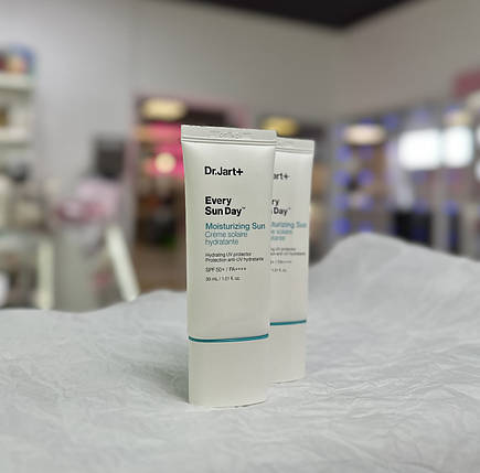 Сонцезахисний зволожуючий гель-крем Dr.Jart+ Every Sun Day Moisturizing Sun SPF50+ 30мл (без упаковки), фото 3