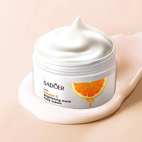Крем, що освітлює і зволожує, з вітаміном С SADOER, 100г., фото 3