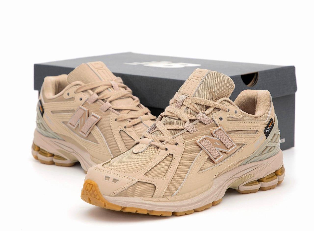Чоловічі бежеві кросівки New Balance 1906d