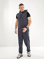 Чоловічий костюм трійка з футболкою. Кольори: графіт, хакі, чорний. Розміри: 48; 50; 52; 54.