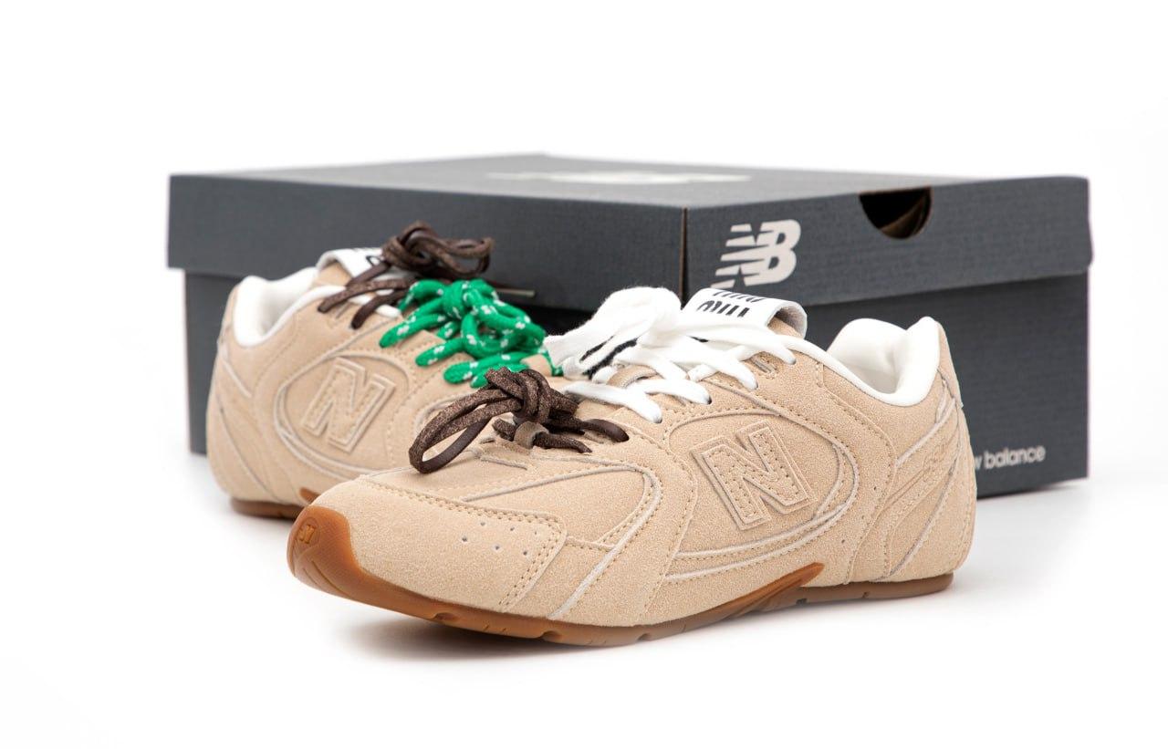 Жіночі бежеві Кросівки New Balance Miu Miu 530