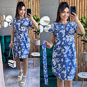 Літнє плаття-туніка із софту з поясом синє з рослинним принтом