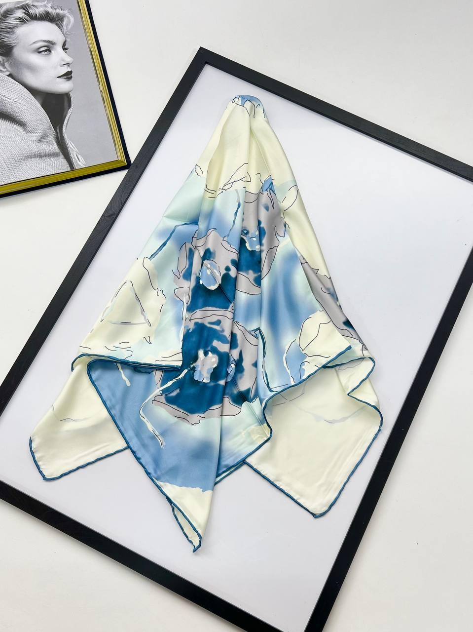 Шовкова брендова хустка Chanel  90*90 см ручна обробка краю