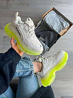 Білі шкіряні жіночі кросівки Balenciaga Triple S Clear Sole White Демісезонні кросівки Баленсіага на платформі