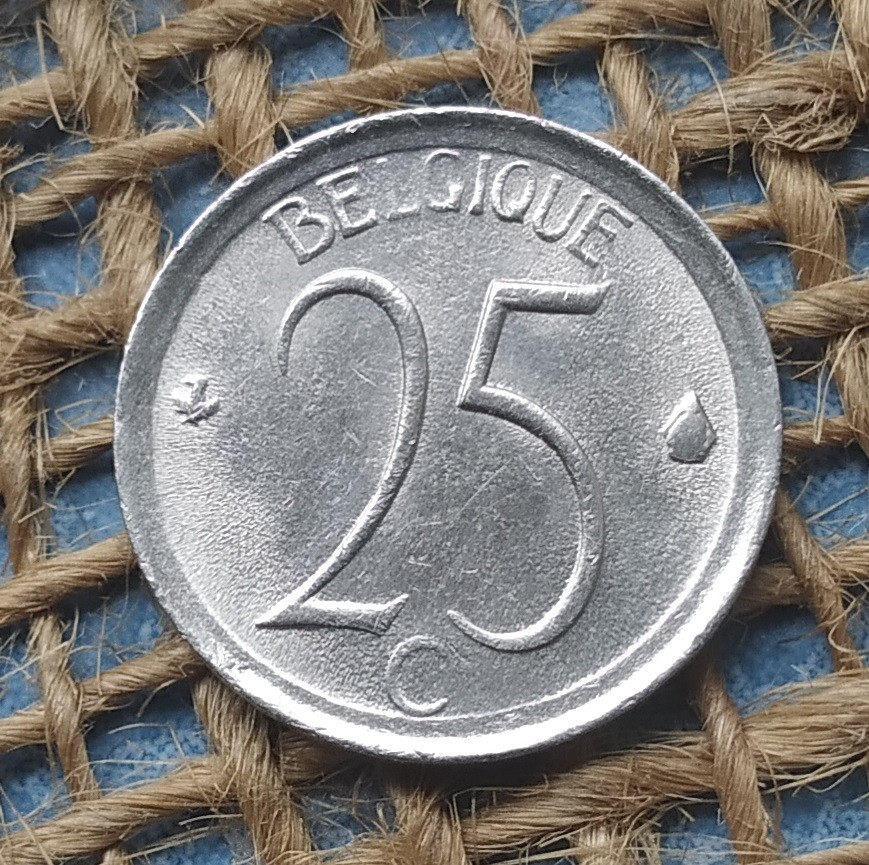 25 сантимiв 1975 року. Бельгiя