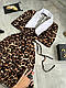Літня легка жіноча трендова міні сукня з коміром леопардовий принт на ґудзиках з поясом лео штапель, фото 7