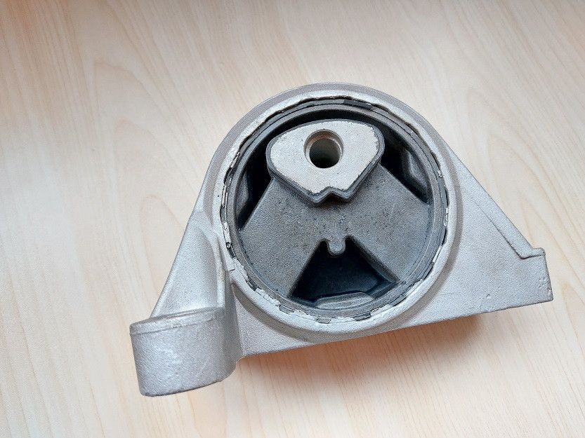 Подушка двигуна ліва на Fiat Ducato 244, Peugeot Boxer, Citroen Jumper (02-06), 1335123080, 1807T1