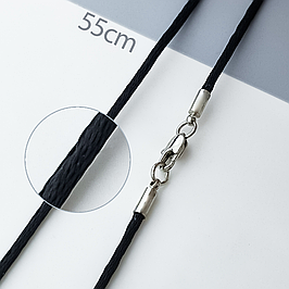 Чорні каучукові шнурки на шию