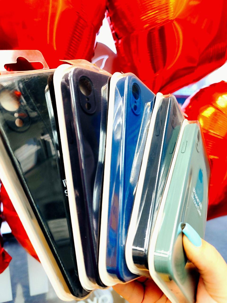 Силіконовий чохол-накладка iPhone XR