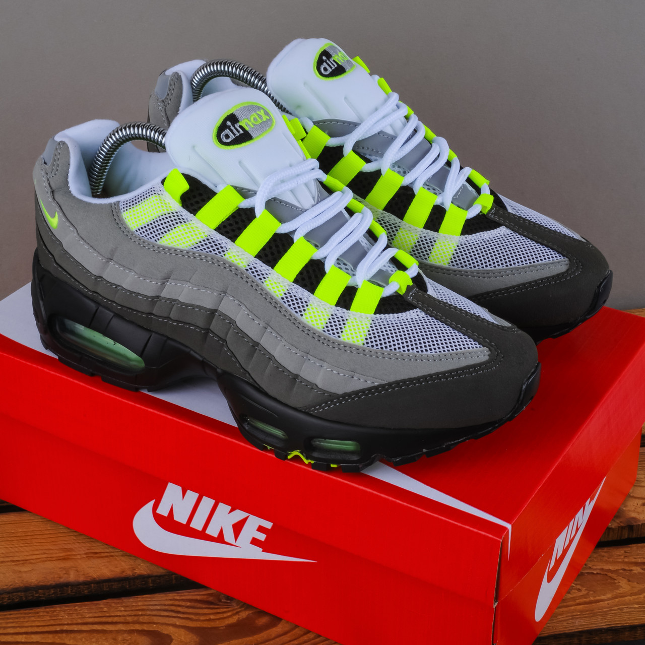 Чоловічі Кросівки Nike Air Max 95 сірі з салатовим