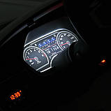 Дитячий електромобіль на акумуляторі Chevrolet Tahoe M 4958 з пультом радіокерування для дітей 3-8 років білий, фото 6