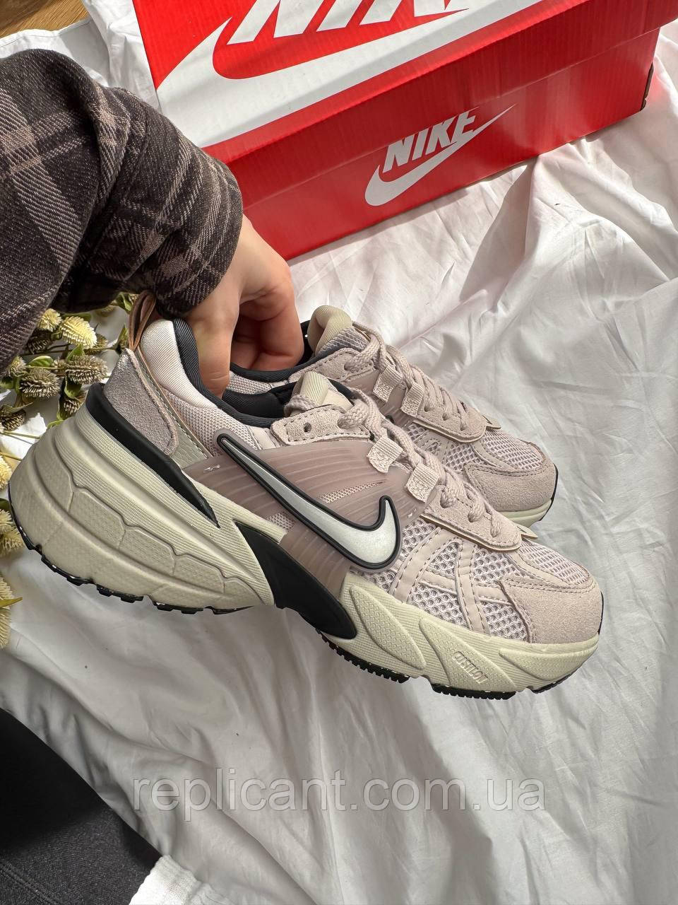 Женские кроссовки Nike V2K Runtekk Pink кросівки унісекс Nike, фото 1