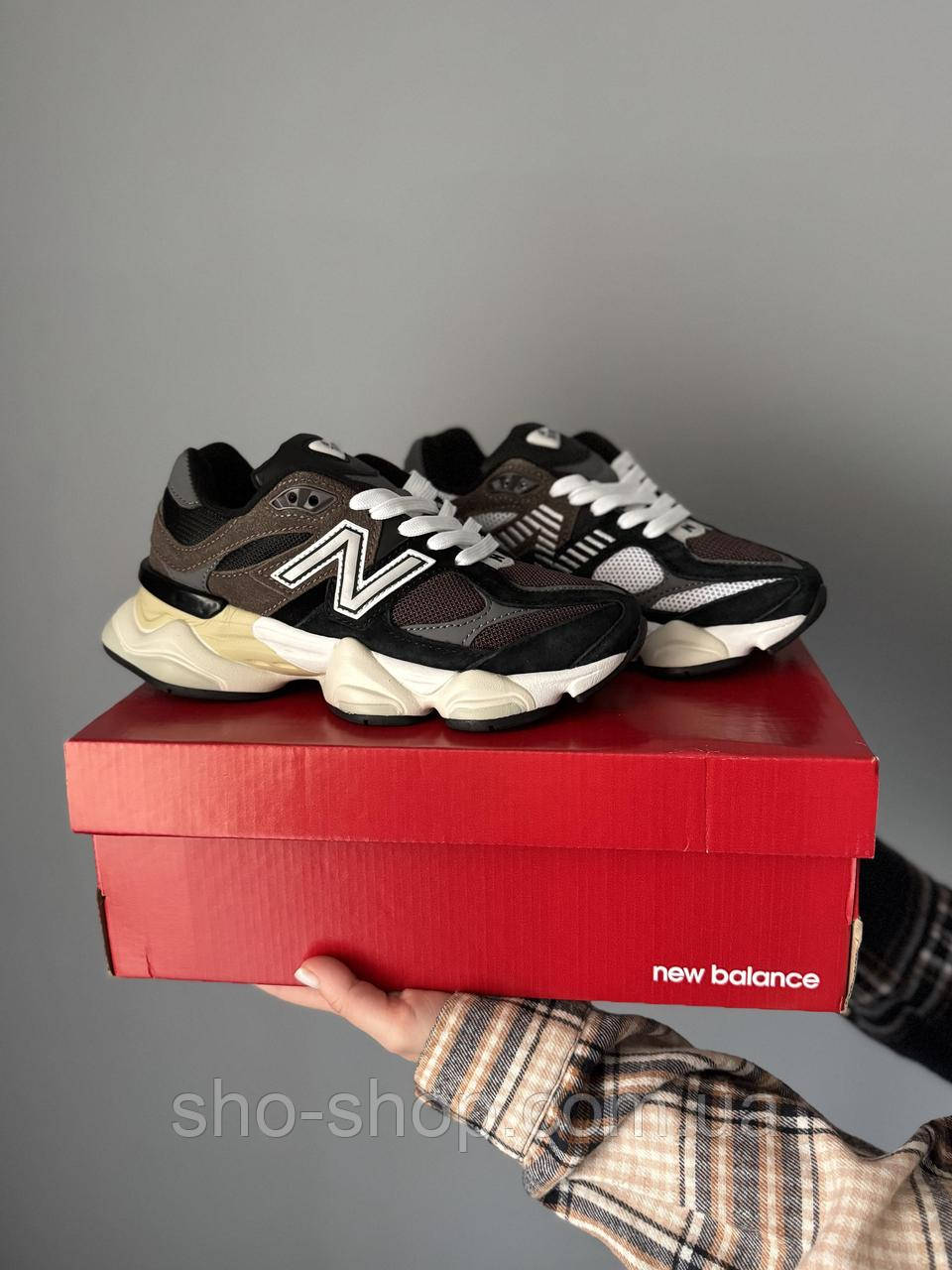 Кросівки New Balance 9060 Brown/black
