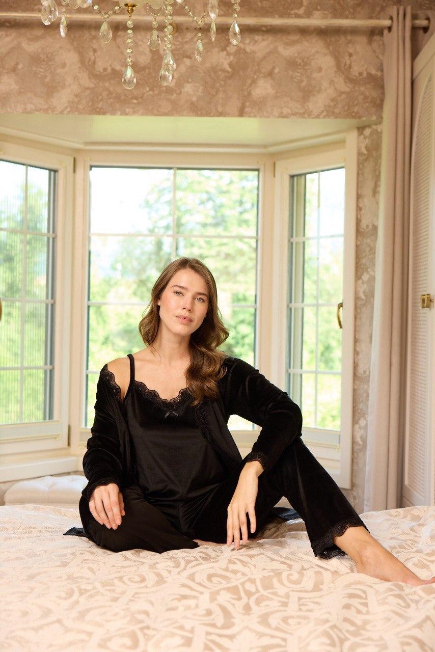 Жіночий велюровий комплект 3-ка з мереживом чорний .Топ!, фото 1