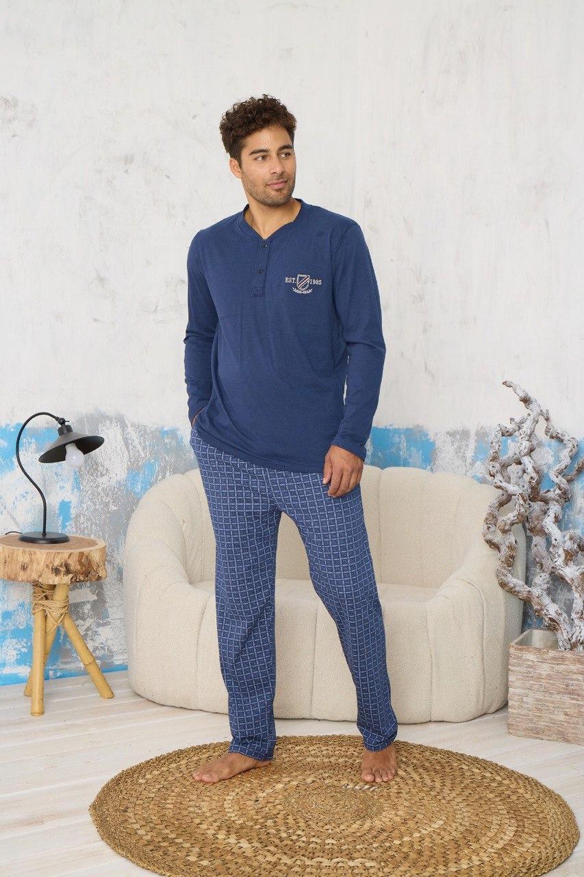 Чоловіча бавовняна піжама з вишивкою лонгслів та штани в клітину синя .Топ!, фото 1