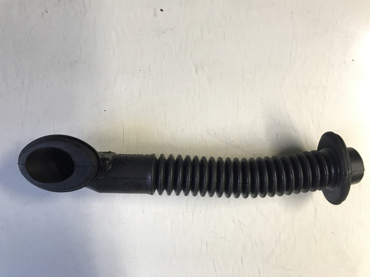 Гумова гофра передніх правих дверей Skoda Favorit Felicia 441154443286, фото 1