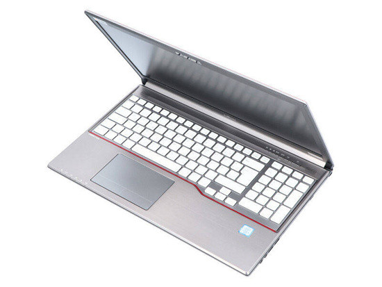 Ноутбук Fujitsu LIFEBOOK E756-Intel-Core-i5-6300U-2,4GHz-8Gb-DDR4-256Gb-SSD-W15.6-HD-DVD-RW-(B)-Б/В
