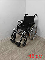 Легка інвалідна коляска 45 см Breezy Basix б/в
