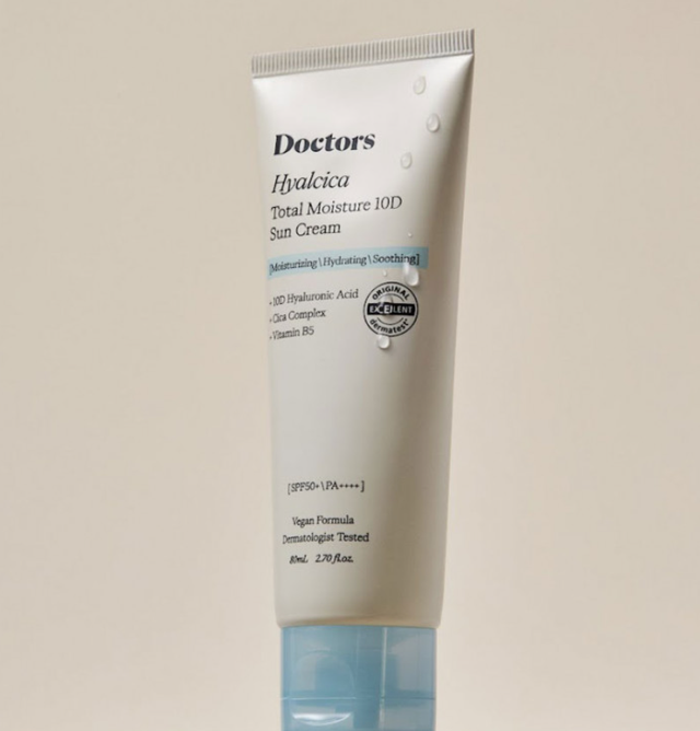 Сонцезахисний крем з 10 формами гіалуронової кислоти Doctors Hyalcica Total Moisture 10D Sun Cream