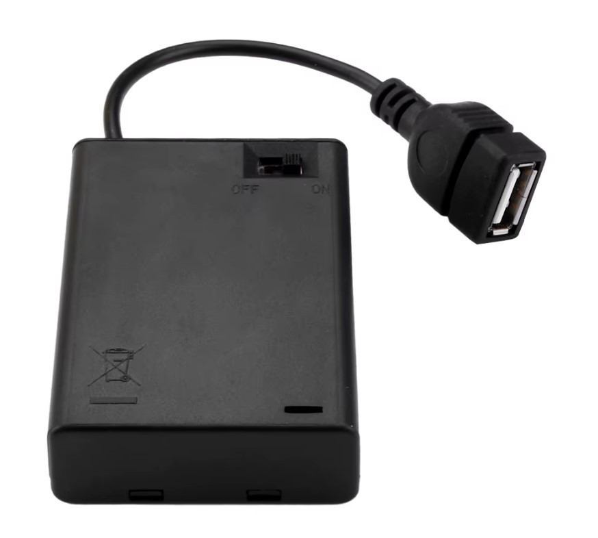 Бокс із кабелем USB для 4 шт акумулятора та батарейок R6 (AA)