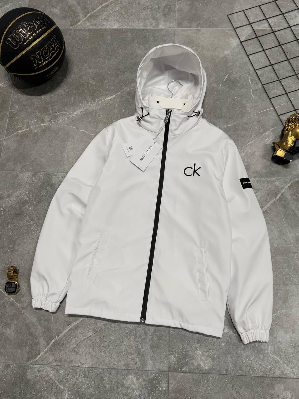 Чоловіча куртка вітровка CALVIN KLEIN M2368 біла