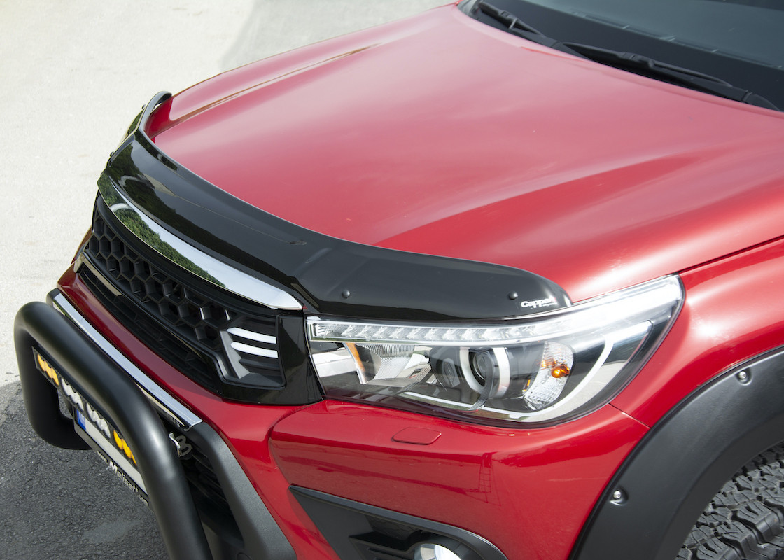 Toyota Hilux 2015-2020 - Дефлектор капота (EuroCap)