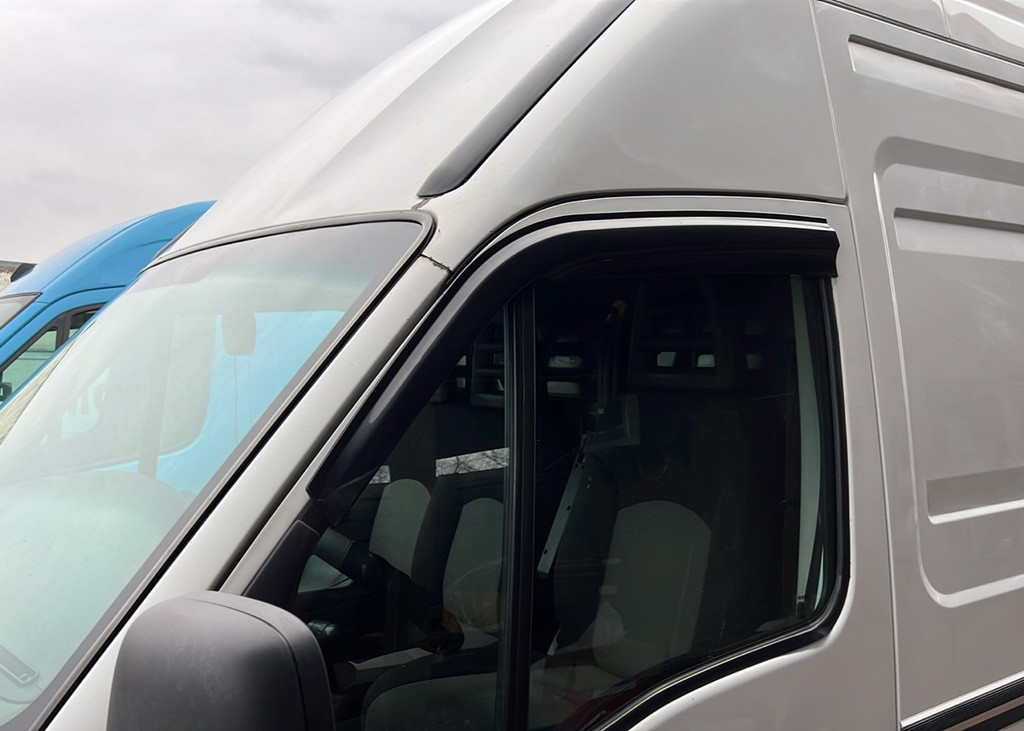 Вітровики (2 шт., Sunplex Sport) для Iveco Daily 2006-2014 рр