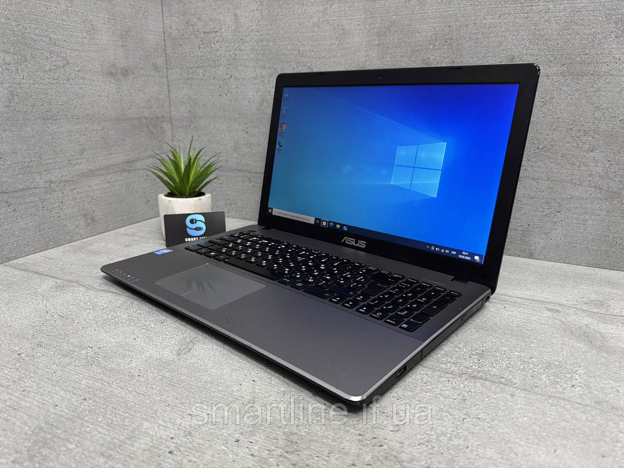 Мультимедійний ноутбук Asus R510L i7-4510u 8gb ddr3 256gb ssd 15.6", фото 1