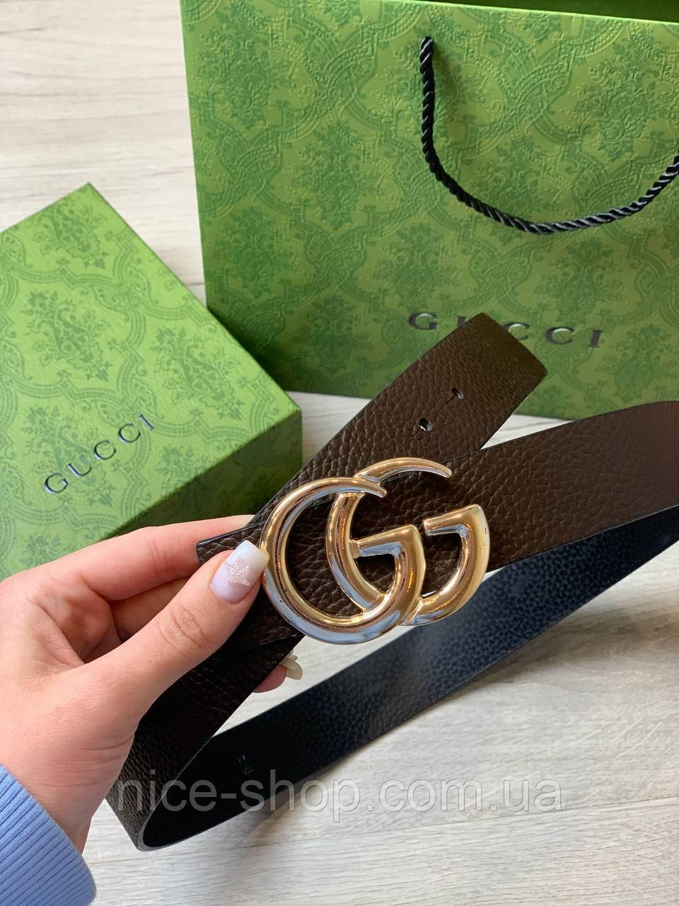 Ремінь Gucci шкіряний чорний зі золотою глянцевою пряжкою