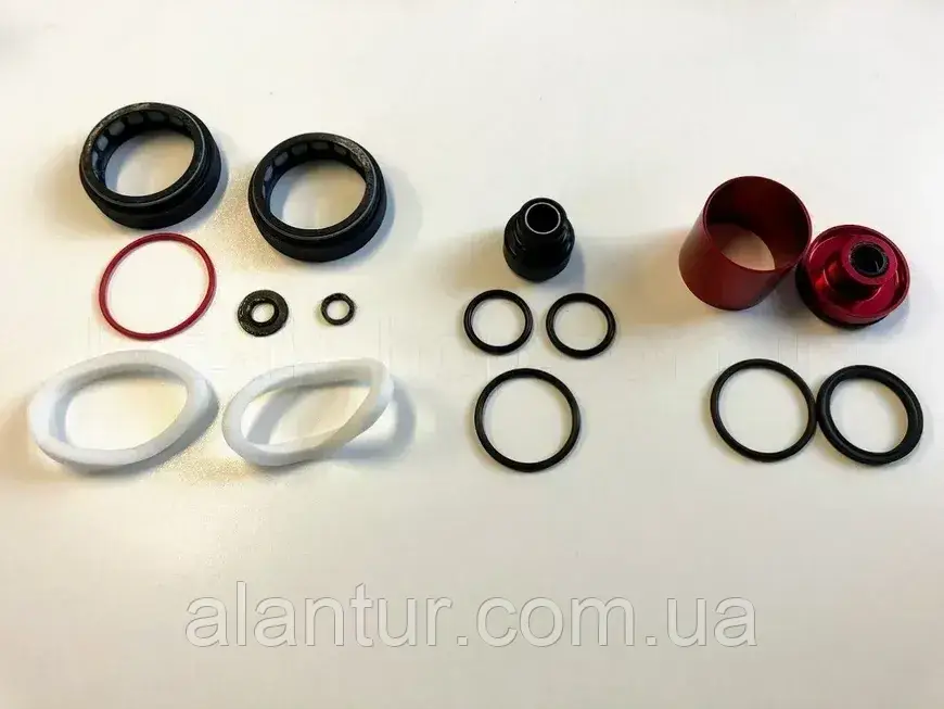 Сервісний набір RockShox 200 HOUR/1 YEAR SERVICE KIT - ZEB R/SELECT A1 (2021) (00.4318.025.185)