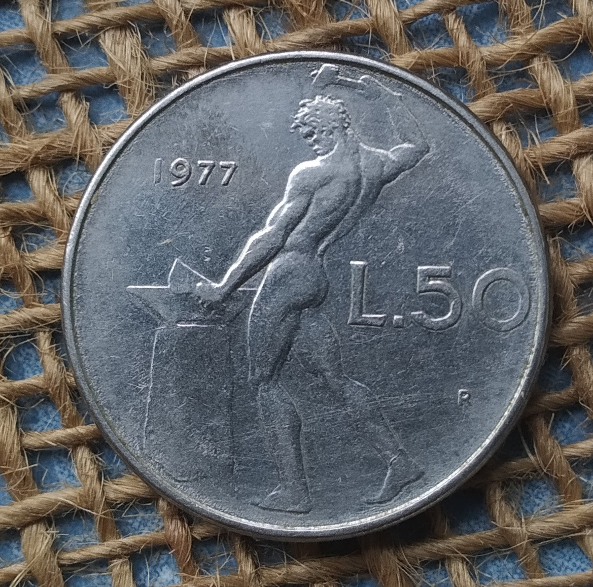 50 лiр 1977 року. Iталiя