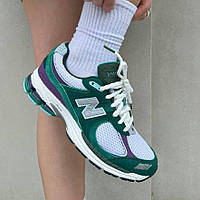 Зелені замшеві демісезонні жіночі кросівки New Balance 2002R кроси Нью Беланс 2002Р