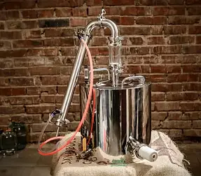 БРАЖНО-СПИРТОВІ КОЛОНИ 12