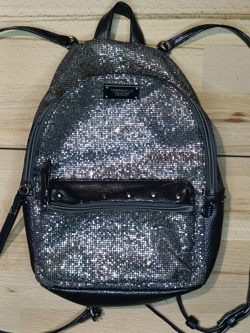 Рюкзак Victoria's Secret Sparkle Small City Backpack, Silver оригінал, чорний срібло блискучий