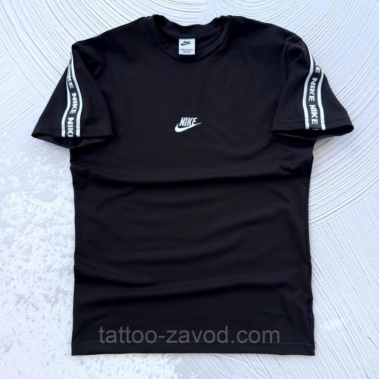 Футболка чорна Nike лампасами XXS, XS, S, M, L, XL, XXL