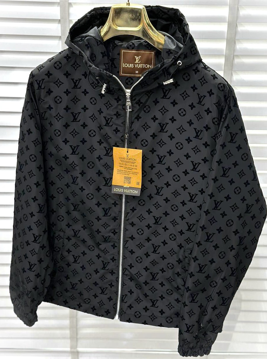 Чоловіча куртка вітровка LOUIS VUITTON M2369 чорна