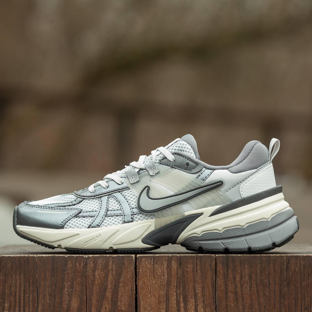 Жіночі кросівки Nike Runtekk Grey (сірі) модні спортивні кроси 2022 Найк vkross, фото 1