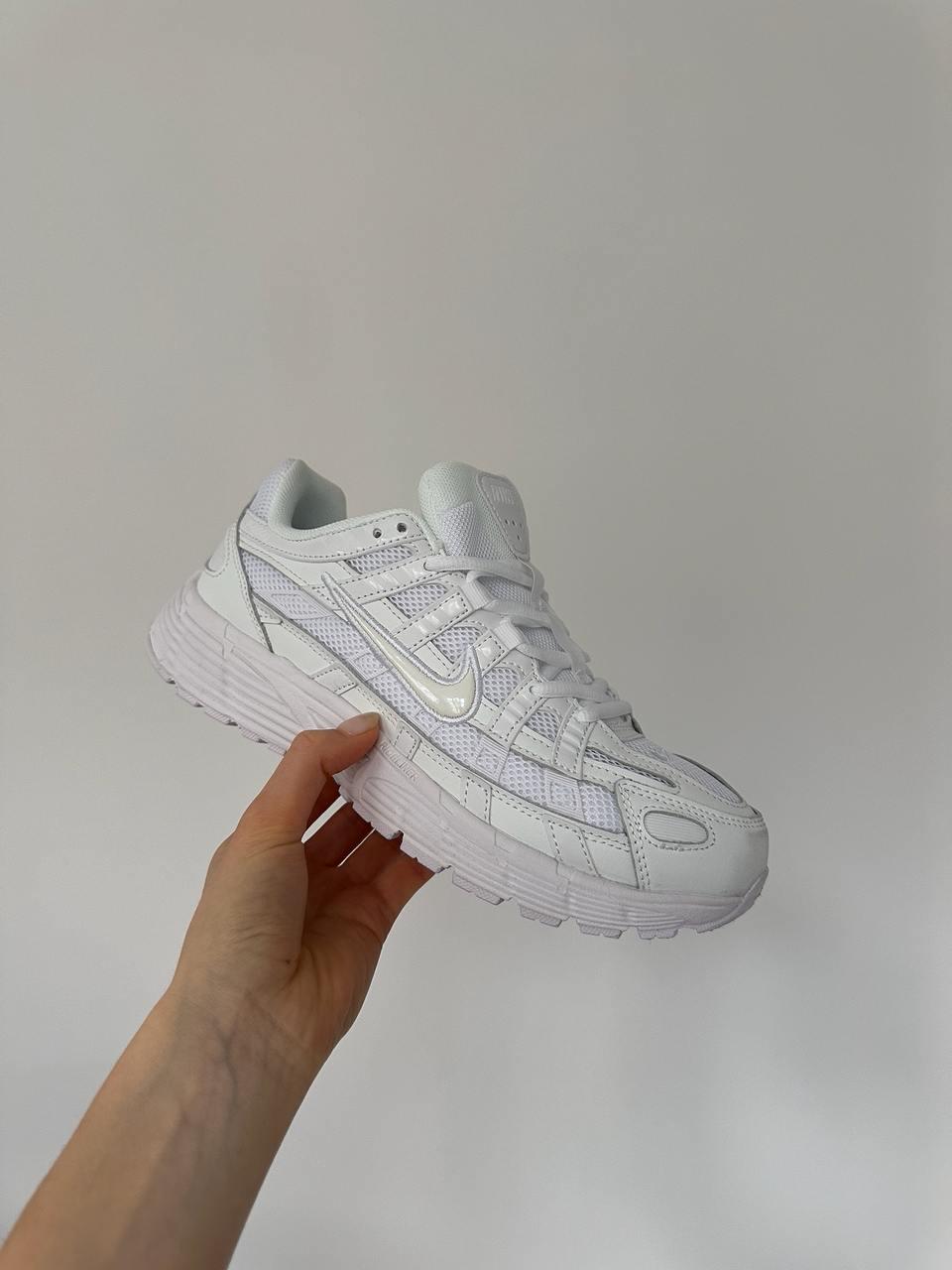 Жіночі демісезонні кросівки Nike P-6000 White (білі) модні спортивні кроси 01121 Найк vkross