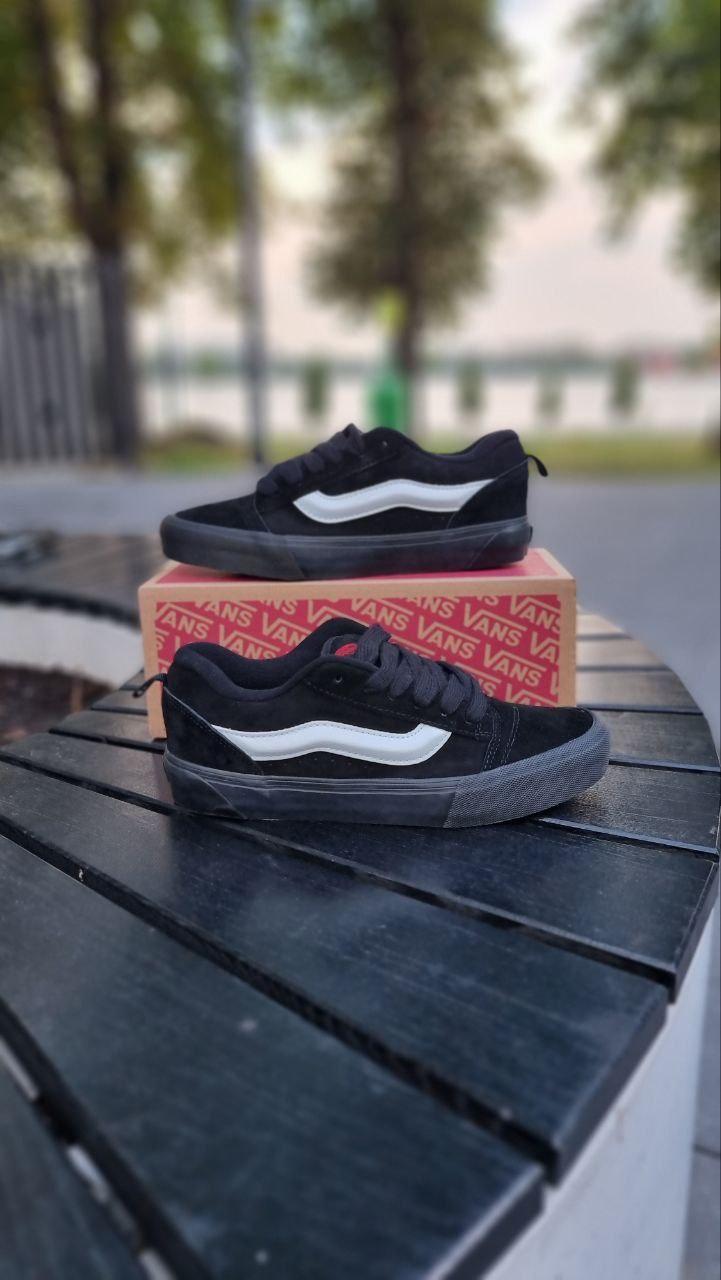 Жіночі демісезонні кросівки Vans Knu Skool Black (чорні) низькі повсякденні кроси 01318 Ванс vkross
