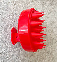 Щітка масажер силіконова 8*7 см ЧЕРВОНА