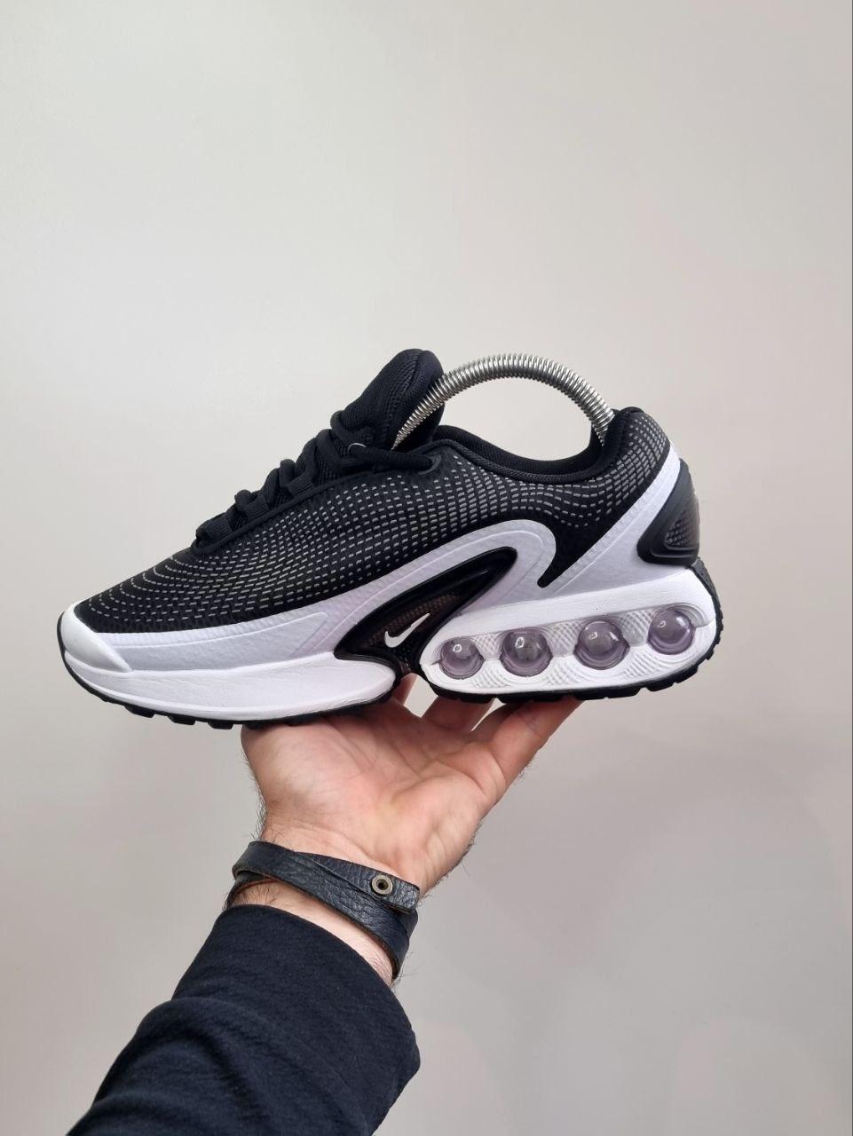 Чоловічі кросівки Nike AIR MAX Dn (чорно-білі) модні спортивні кроси 01292 Найк vkross, фото 1