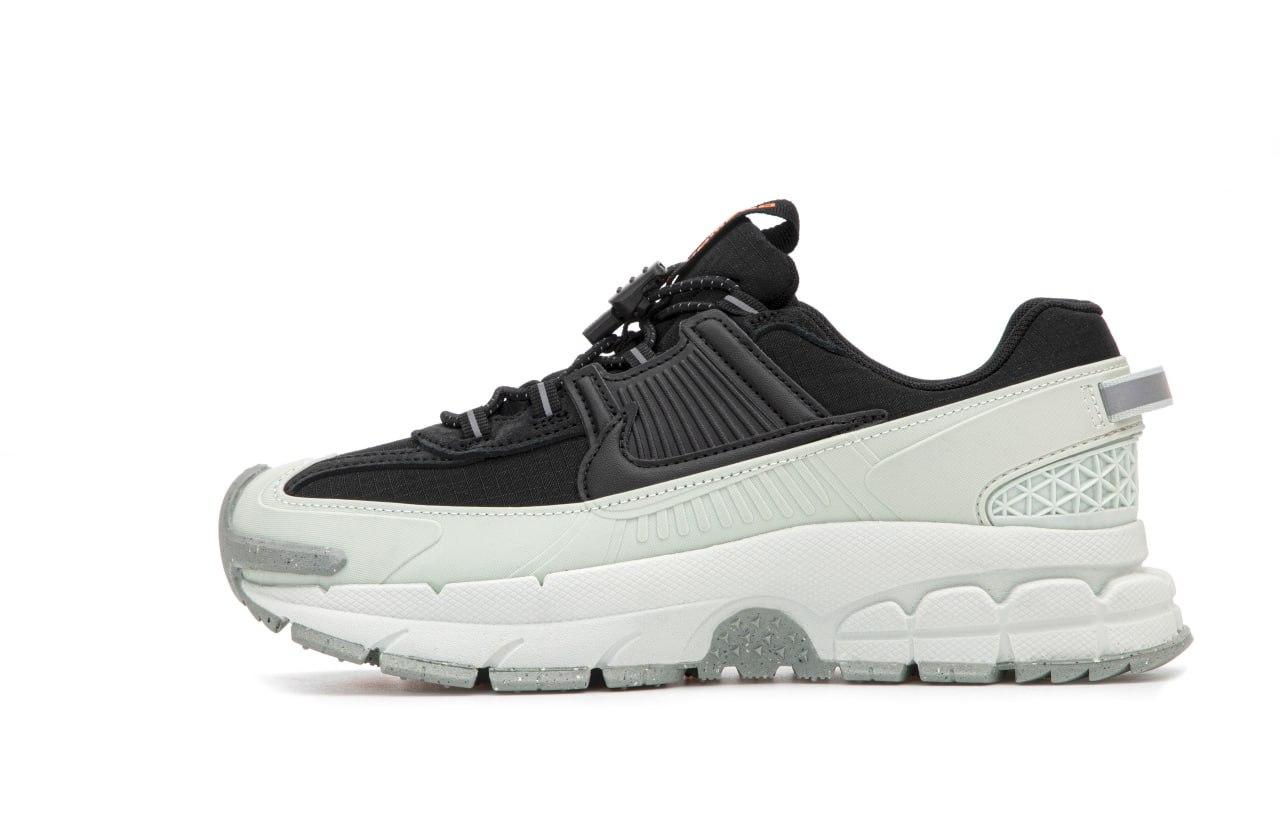 Чоловічі кросівки Nike Zoom Vomero Roam (чорно-білі) стильні кросівки 14940 Найк vkross, фото 1
