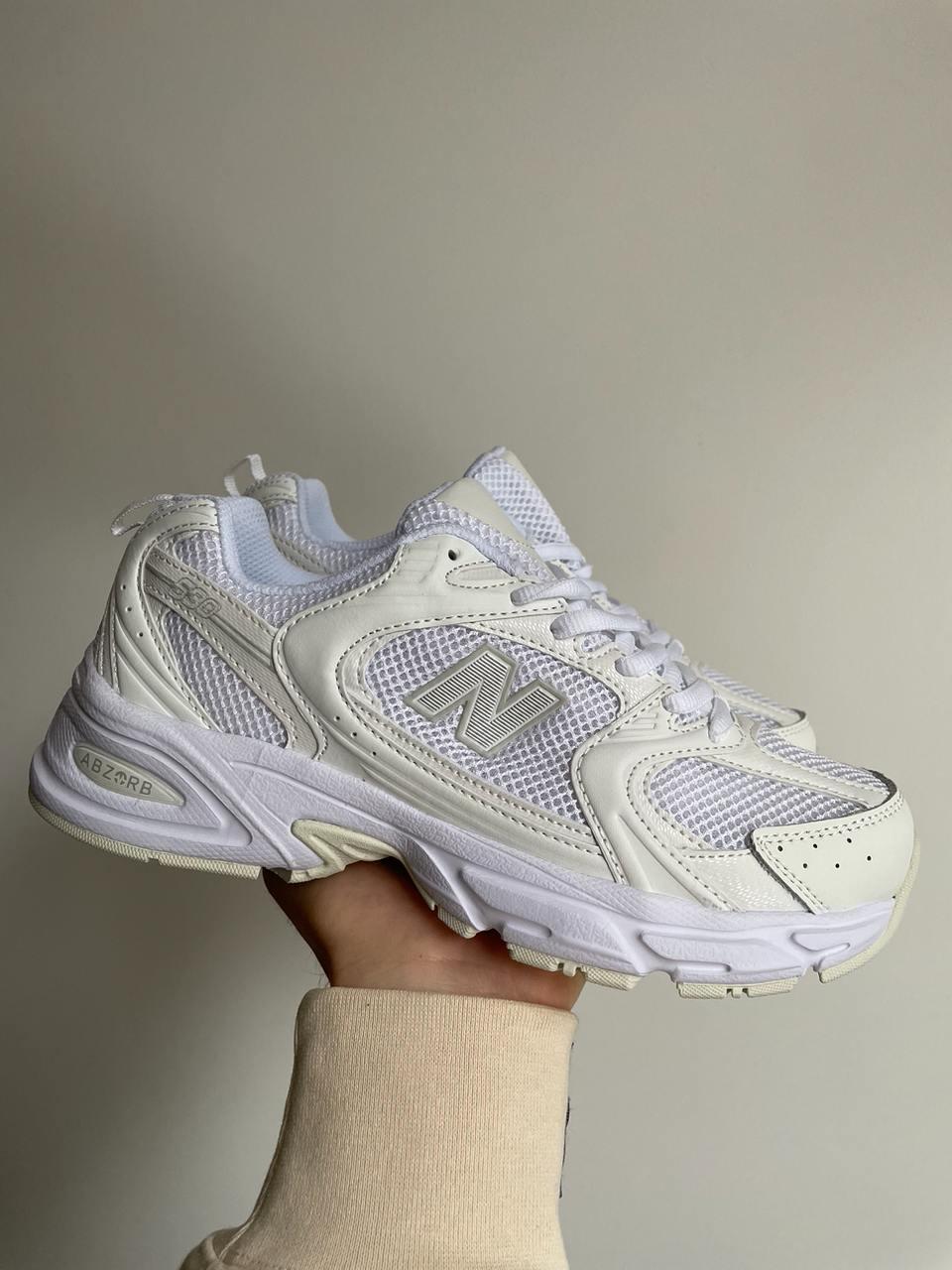 Жіночі демісезонні кросівки New Balance 530 White Premium (білі) спортивні кроси 0669v Нью Беленс vkross