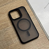 Матовий чохол на iPhone 14 Pro. Захищений, чорного кольору, напівпрозорий ззаду