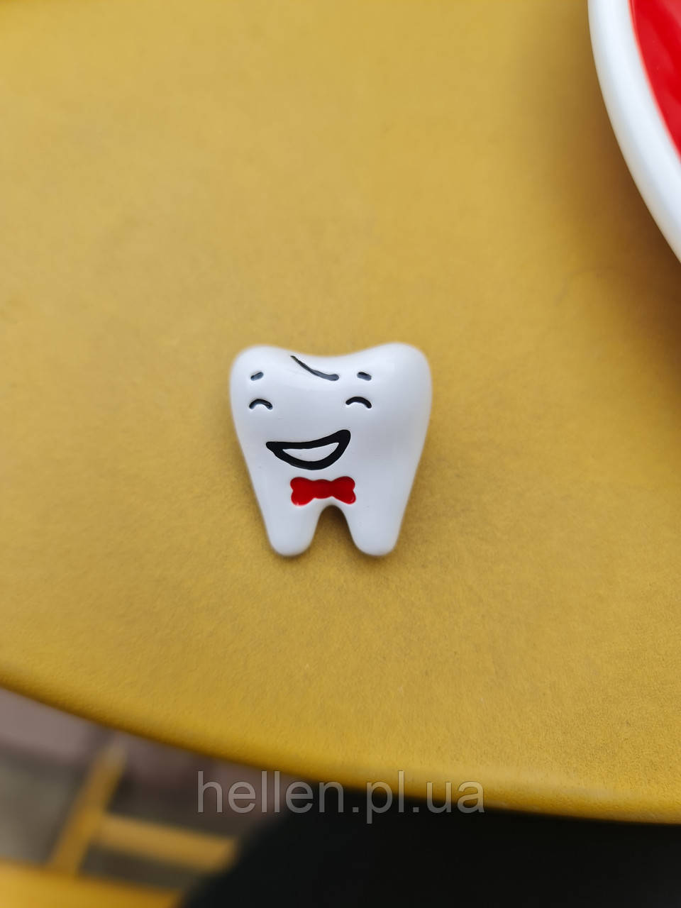 Брошка медична " Веселий зубчик"