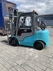 Газовий вилковий навантажувач Heli CPYD30