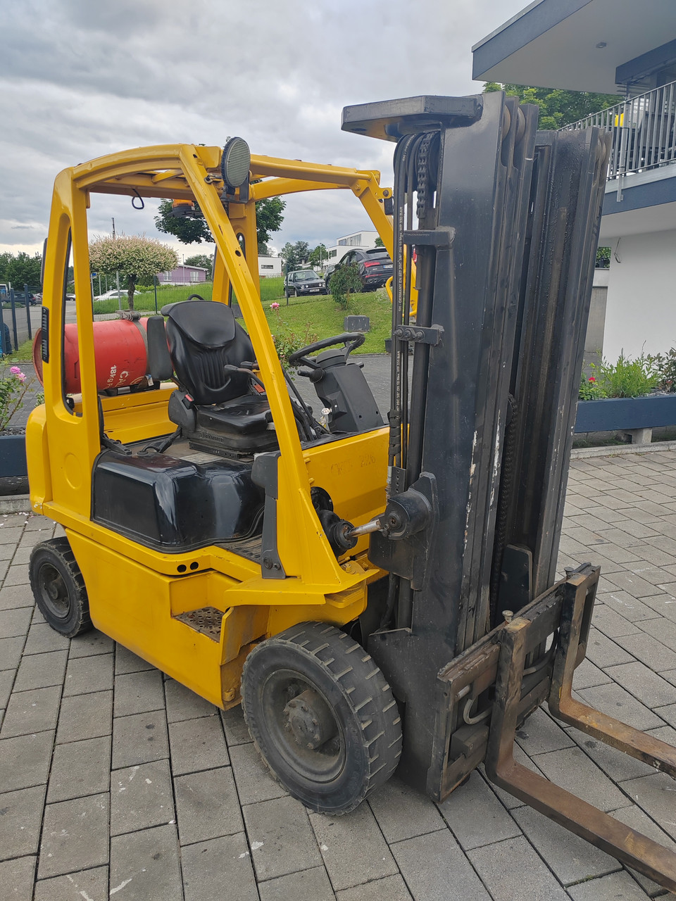 Газовий вилковий навантажувачNissan U1D2A25LH